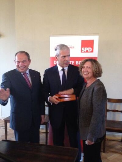 im "Tivoli" Gotha von links: Knut Kreuch, Boris Tadic, Marlies Mikolajczak